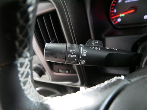 Used 2015 GMC Sierra 1500 SLE image 31