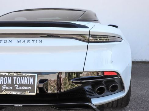 Used 2019 Aston Martin DBS Superleggera RWD image 33