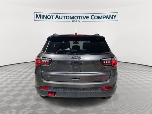 Certified 2024 Jeep Compass Trailhawk AWD/4WD image 7