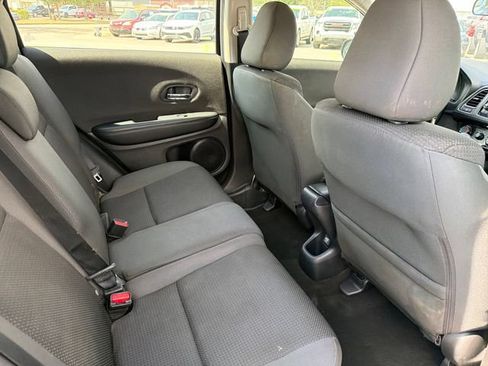 Used 2022 Honda HR-V LX image 27