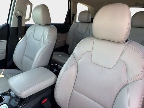 Used 2020 Kia Telluride S FWD image 20