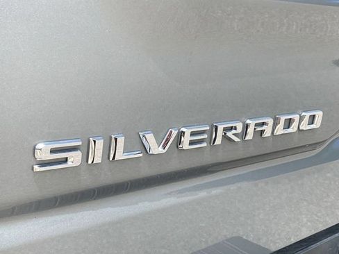 Used 2024 Chevrolet Silverado 1500 High Country w/ Technology Package AWD/4WD image 33