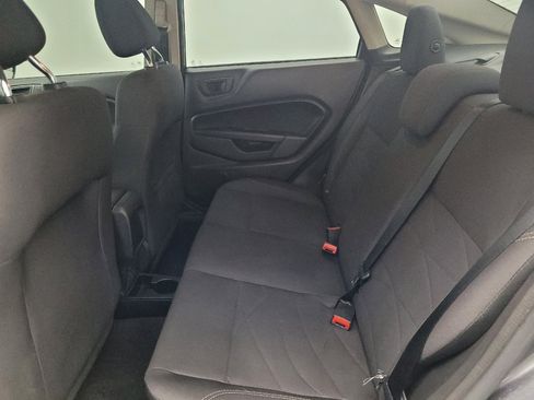 Used 2019 Ford Fiesta SE image 18