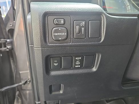 Used 2019 Toyota 4Runner SR5 Premium w/ Wilderness Package AWD/4WD image 29