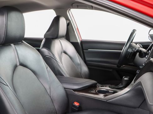 Used 2023 Toyota Camry XSE image 26