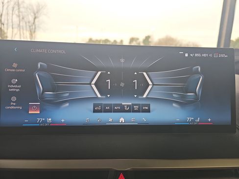 Certified 2024 BMW iX xDrive50 w/ Premium Package image 21