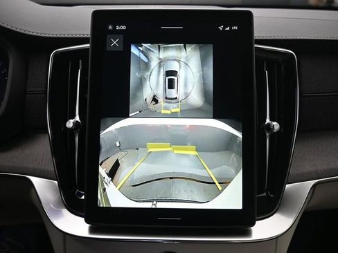 New 2026 Volvo XC90 B6 Ultra w/ Protection Package image 12