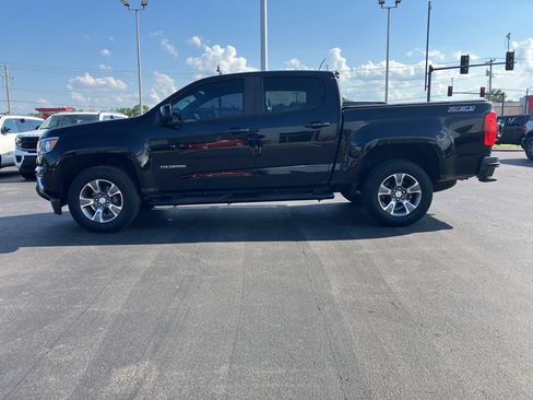 Used 2019 Chevrolet Colorado Z71 AWD/4WD image 3