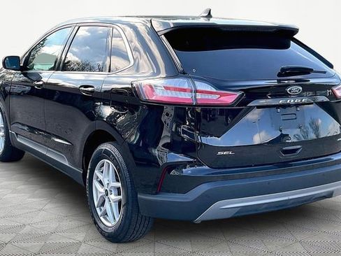 Used 2023 Ford Edge SEL image 4