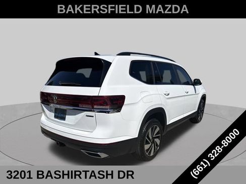 Used 2024 Volkswagen Atlas SE AWD/4WD image 5