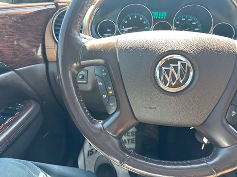 Used 2017 Buick Enclave Leather w/ Trailering Package AWD/4WD image 26