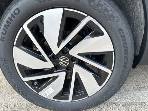 New 2024 Volkswagen Atlas SEL image 13