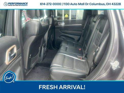 Used 2015 Jeep Grand Cherokee Overland w/ Advanced Technology Group AWD/4WD image 13