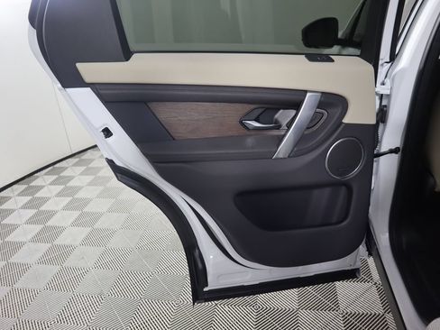 Certified 2025 Land Rover Discovery Sport S AWD/4WD image 27