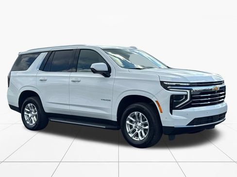 Used 2025 Chevrolet Tahoe LT RWD image 8