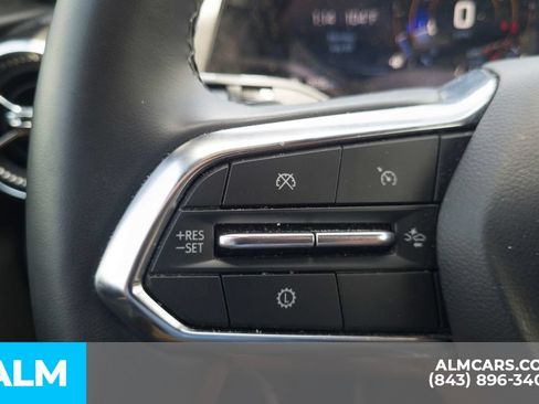 Used 2026 Chevrolet Equinox LT FWD image 10