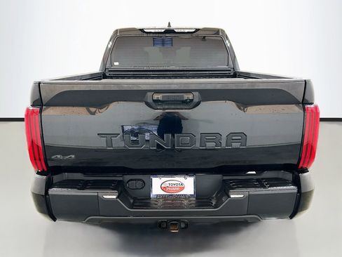 Used 2022 Toyota Tundra SR5 AWD/4WD image 5
