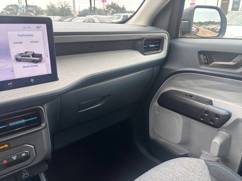 Used 2026 Ford Maverick XLT FWD image 33