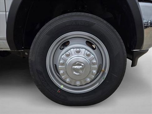 New 2026 RAM 5500 Tradesman w/ Chrome Appearance Group image 10
