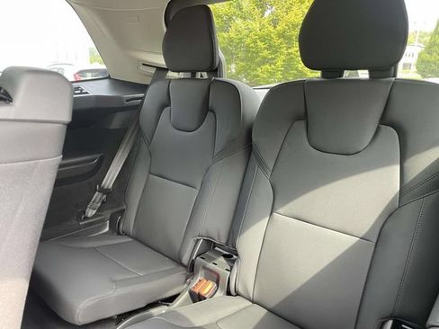 Used 2026 Volvo XC90 B6 Plus w/ Protection Package Premier AWD/4WD image 13