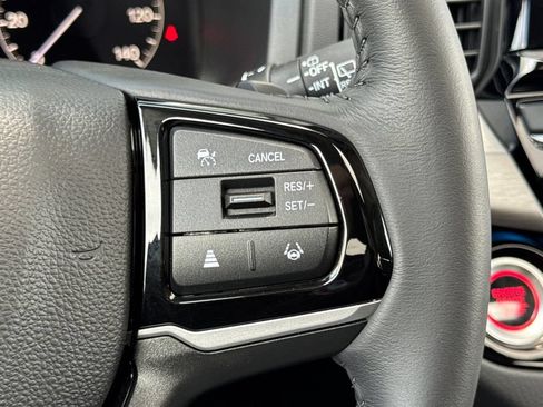 Certified 2025 Honda Odyssey Touring image 33