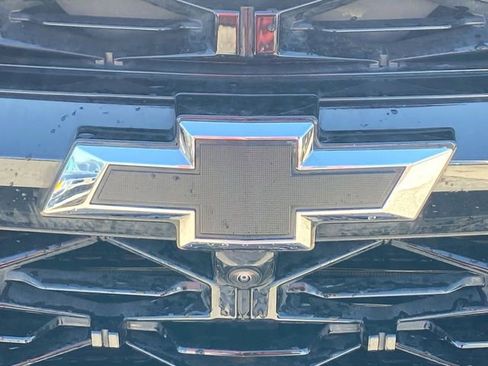Used 2024 Chevrolet Traverse RS AWD/4WD image 11