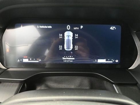 Used 2024 Jeep Grand Cherokee Altitude image 36