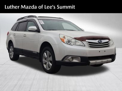 Used 2011 Subaru Outback 2.5i Limited w/ PWR Moonroof Pkg
