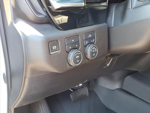 Used 2025 Chevrolet Silverado 3500 LT w/ Convenience Package AWD/4WD image 19