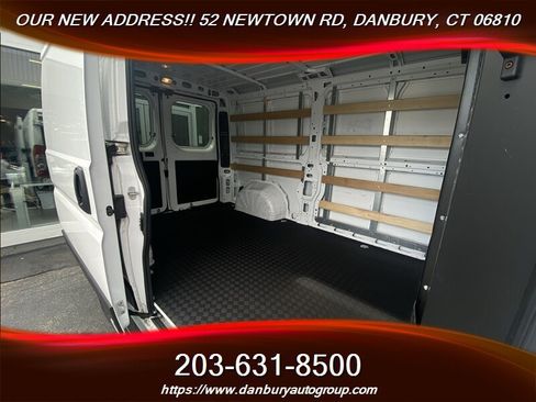 Used 2025 RAM ProMaster 2500 w/ U-Haul Equipment Group FWD image 25