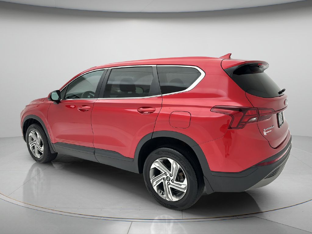Used 2021 Hyundai Santa Fe SE AWD/4WD image 4