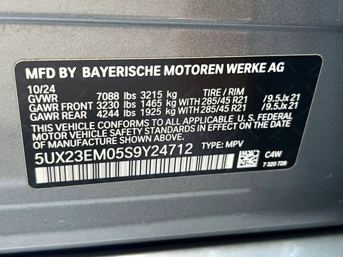 Used 2025 BMW X7 xDrive40i AWD/4WD image 38
