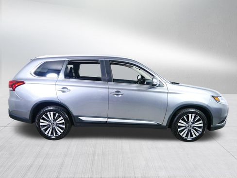 Used 2019 Mitsubishi Outlander SEL AWD/4WD image 8