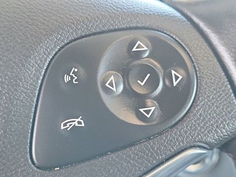 Certified 2018 Chevrolet Impala LT FWD image 9