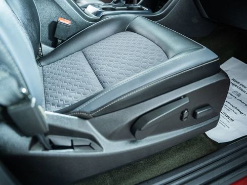 Used 2015 Chevrolet Colorado Z71 image 31