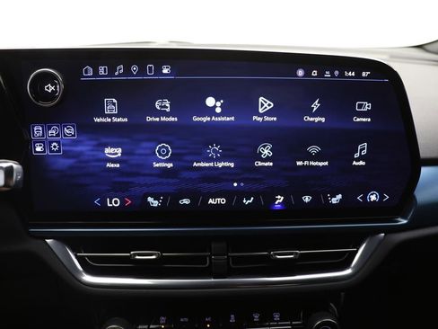 Used 2024 Chevrolet Equinox EV LT image 21