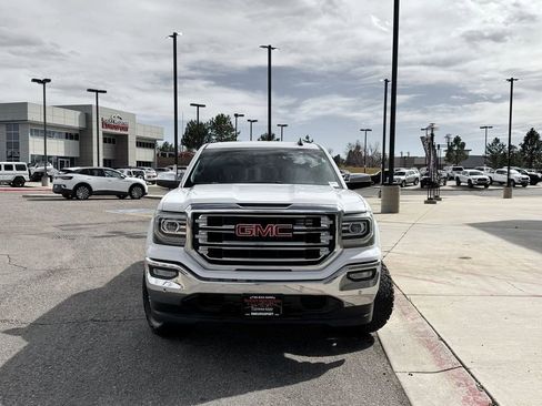 Used 2018 GMC Sierra 1500 SLT AWD/4WD image 3