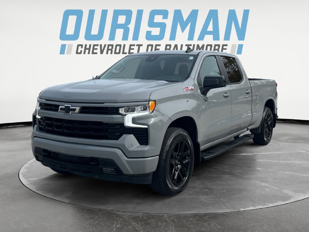 Used 2024 Chevrolet Silverado 1500 RST AWD/4WD image 2