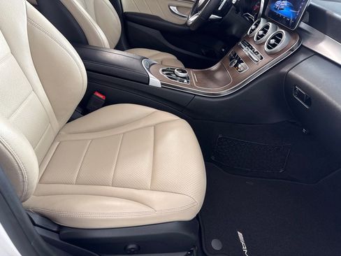 Used 2019 Mercedes-Benz C 300 Sedan image 23