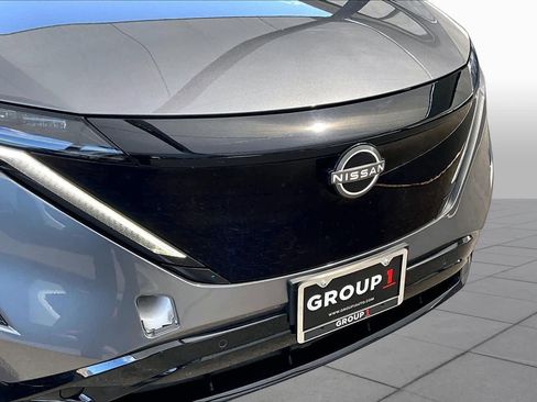 Used 2024 Nissan Ariya AWD image 28