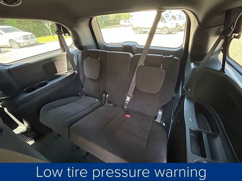 Used 2019 Dodge Grand Caravan SE image 18
