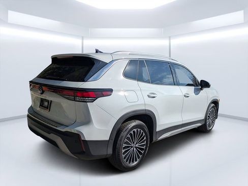 New 2026 Volkswagen Tiguan S FWD image 3
