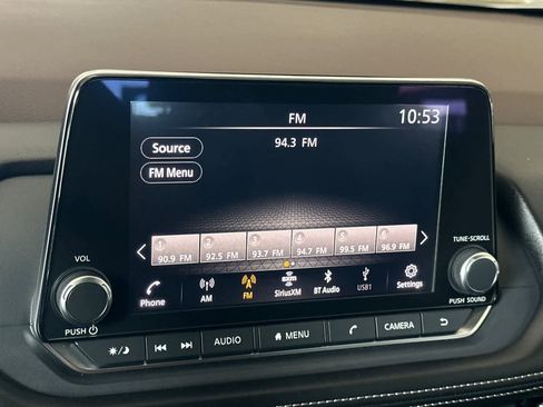 Used 2022 Nissan Rogue SV image 20