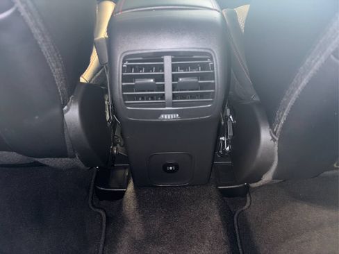 Certified 2025 Ford Escape ST-Line AWD/4WD image 30