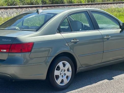 Used 2009 Hyundai Sonata GLS w/ Popular Equipment Pkg 2 image 4