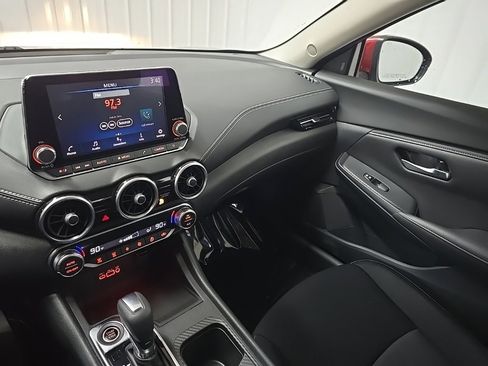 Used 2020 Nissan Sentra SV image 25