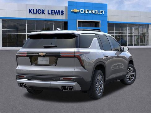 New 2026 Chevrolet Traverse LT w/ Driver Confidence Package AWD/4WD image 4
