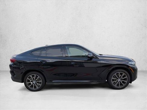 Used 2026 BMW X6 xDrive40i AWD/4WD image 4