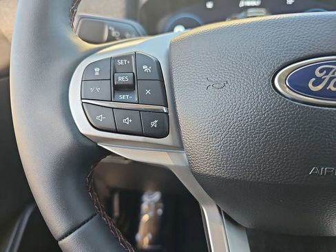 New 2026 Ford Explorer Active image 18