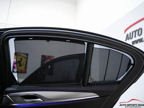 Used 2018 BMW M5 AWD image 59